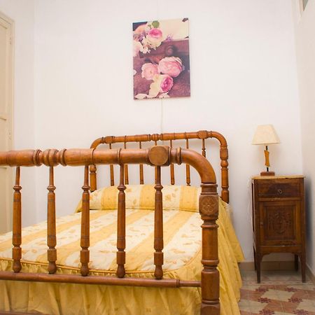Отель Casa Marifina Enguera Экстерьер фото